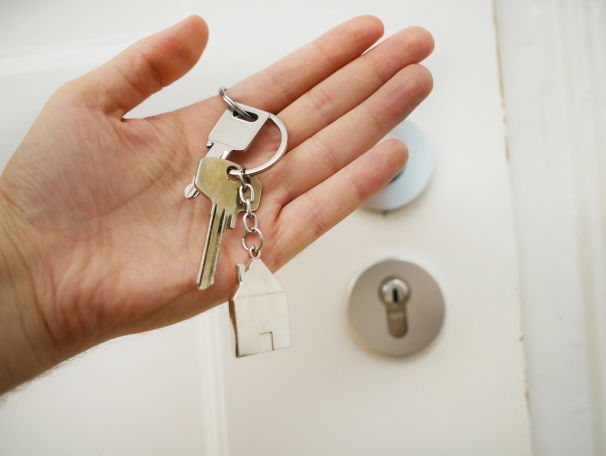 https://AnahisT.StopRentingStartOwning.com